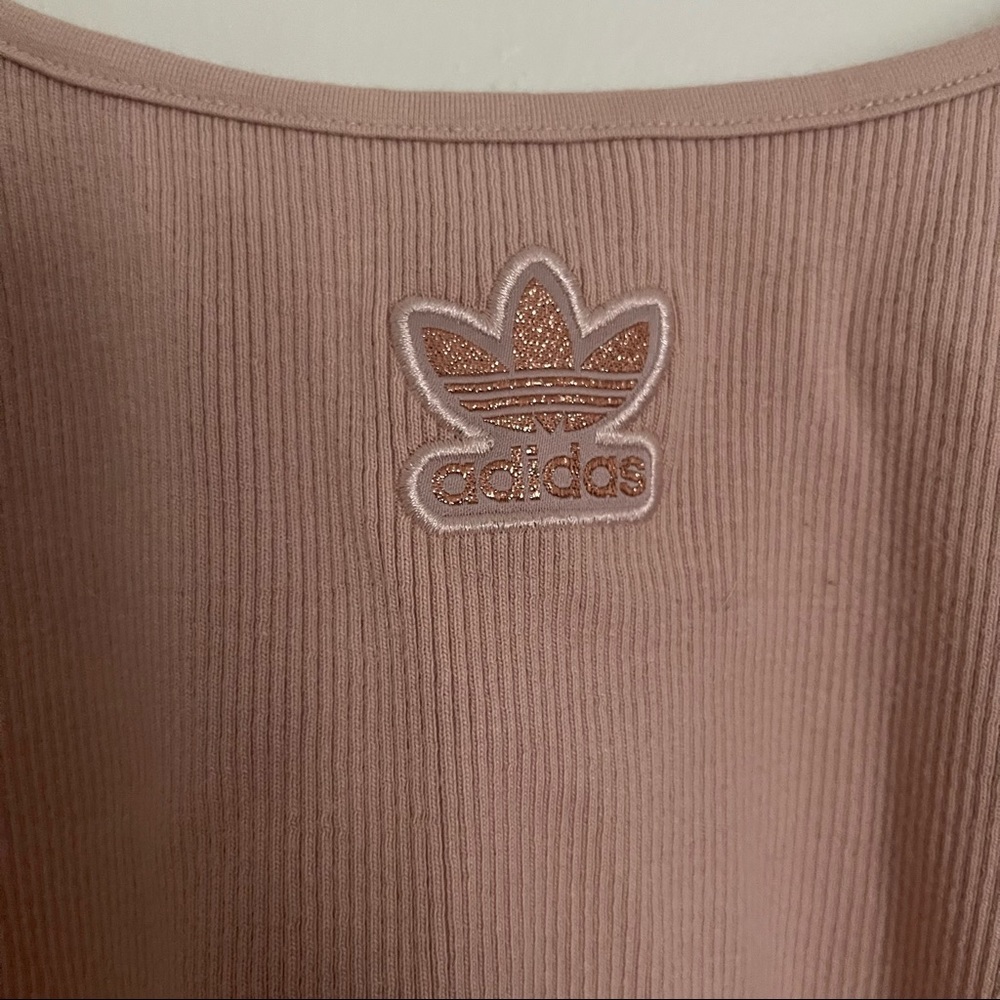 ADIDAS SHORTSLEEVE BODYSUIT ASH PEARL - Picture 3 of 4
